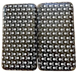 Cute Skull and Cross Bones Wallet